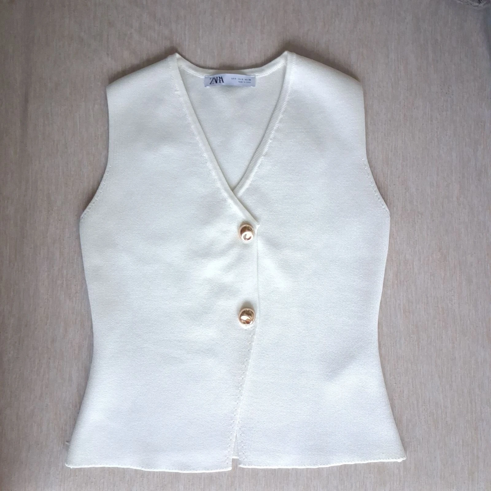 Zara gilet sans manche débardeur blanc cassé crème ivoire écru